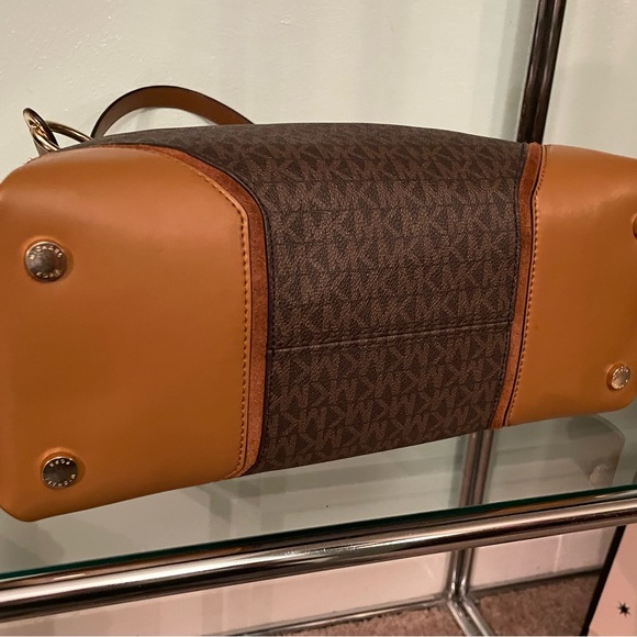 Large Nicole handbag - Picture 6 of 10